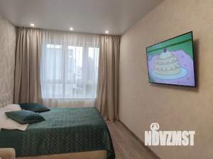 1-к квартира, посуточно, 39м2, 4/9 этаж