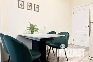 1-к квартира, посуточно, 42м2, 1/10 этаж