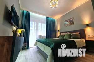 1-к квартира, посуточно, 37м2, 2/10 этаж