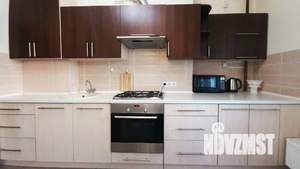 1-к квартира, посуточно, 42м2, 1/1 этаж