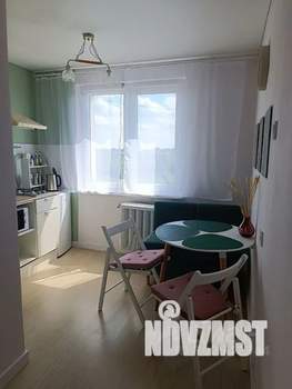 1-к квартира, посуточно, 32м2, 10/10 этаж