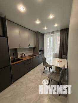 1-к квартира, посуточно, 39м2, 3/9 этаж