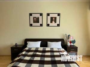 1-к квартира, посуточно, 45м2, 1/1 этаж