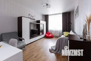 1-к квартира, посуточно, 40м2, 2/10 этаж