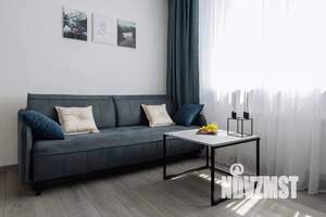 1-к квартира, посуточно, 49м2, 4/10 этаж