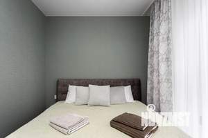 1-к квартира, посуточно, 40м2, 8/10 этаж