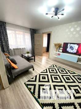2-к квартира, посуточно, 46м2, 3/5 этаж