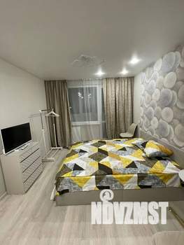 1-к квартира, посуточно, 34м2, 8/10 этаж