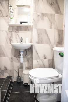 Студия квартира, посуточно, 14м2, 1/3 этаж