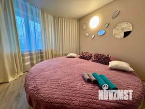 2-к квартира, посуточно, 55м2, 2/5 этаж