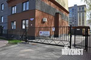 1-к квартира, посуточно, 37м2, 1/10 этаж