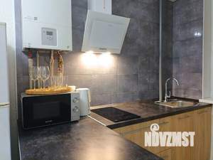 1-к квартира, посуточно, 42м2, 5/9 этаж