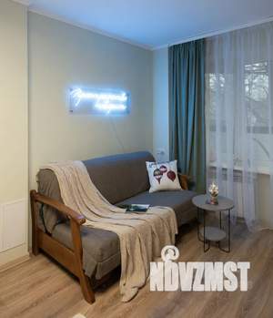 Студия квартира, посуточно, 30м2, 2/5 этаж