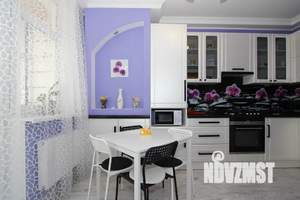 Студия квартира, посуточно, 40м2, 10/16 этаж