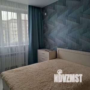 1-к квартира, посуточно, 35м2, 6/9 этаж