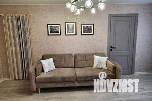 1-к квартира, посуточно, 44м2, 3/3 этаж