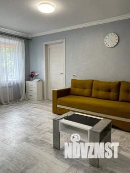 1-к квартира, посуточно, 46м2, 1/4 этаж