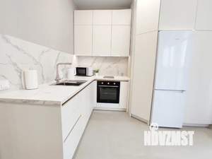 1-к квартира, посуточно, 35м2, 4/12 этаж