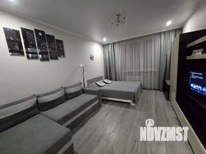 1-к квартира, посуточно, 40м2, 5/9 этаж