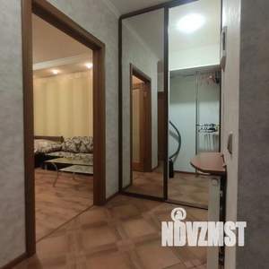 1-к квартира, посуточно, 42м2, 1/1 этаж