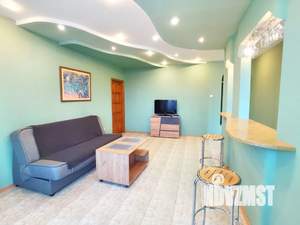 2-к квартира, посуточно, 60м2, 3/3 этаж