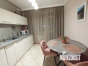 1-к квартира, посуточно, 41м2, 3/6 этаж