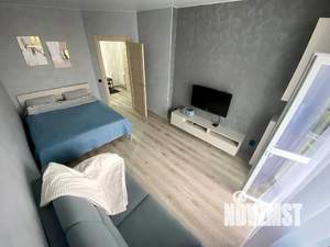 1-к квартира, посуточно, 38м2, 8/9 этаж