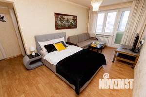 2-к квартира, посуточно, 49м2, 1/1 этаж