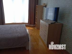 1-к квартира, посуточно, 45м2, 1/15 этаж