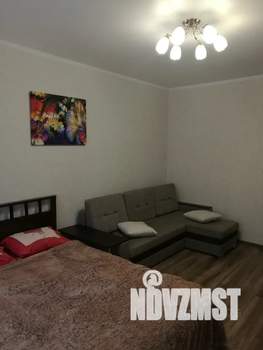 1-к квартира, посуточно, 41м2, 6/9 этаж