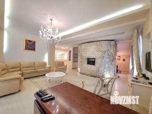 4-к квартира, на длительный срок, 150м2, 2/2 этаж