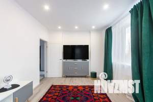 2-к квартира, посуточно, 68м2, 1/13 этаж