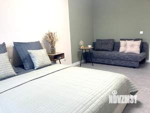 1-к квартира, посуточно, 35м2, 6/9 этаж