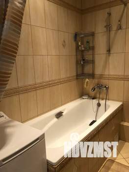 Студия квартира, посуточно, 31м2, 1/8 этаж