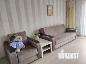 1-к квартира, посуточно, 38м2, 6/6 этаж
