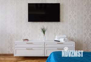 1-к квартира, посуточно, 41м2, 8/10 этаж