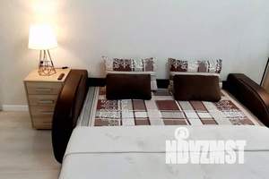 1-к квартира, посуточно, 40м2, 9/10 этаж