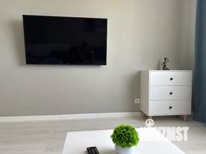 1-к квартира, посуточно, 42м2, 9/13 этаж