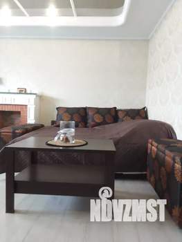 2-к квартира, посуточно, 42м2, 5/10 этаж