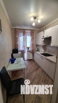 1-к квартира, посуточно, 32м2, 7/8 этаж