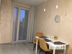 1-к квартира, посуточно, 42м2, 6/10 этаж