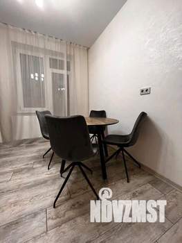 1-к квартира, посуточно, 47м2, 1/1 этаж