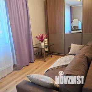 2-к квартира, посуточно, 42м2, 4/5 этаж