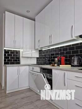 1-к квартира, посуточно, 49м2, 1/1 этаж