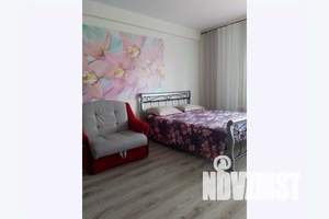 1-к квартира, посуточно, 36м2, 6/8 этаж