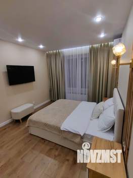 1-к квартира, посуточно, 39м2, 3/8 этаж