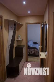 2-к квартира, посуточно, 56м2, 1/5 этаж