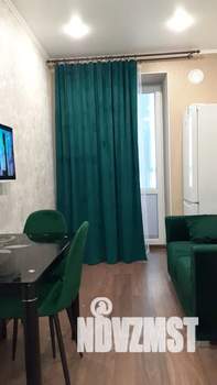 1-к квартира, посуточно, 42м2, 2/7 этаж