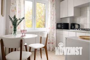 1-к квартира, посуточно, 32м2, 3/5 этаж