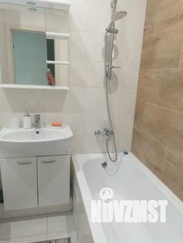 1-к квартира, посуточно, 38м2, 6/16 этаж
